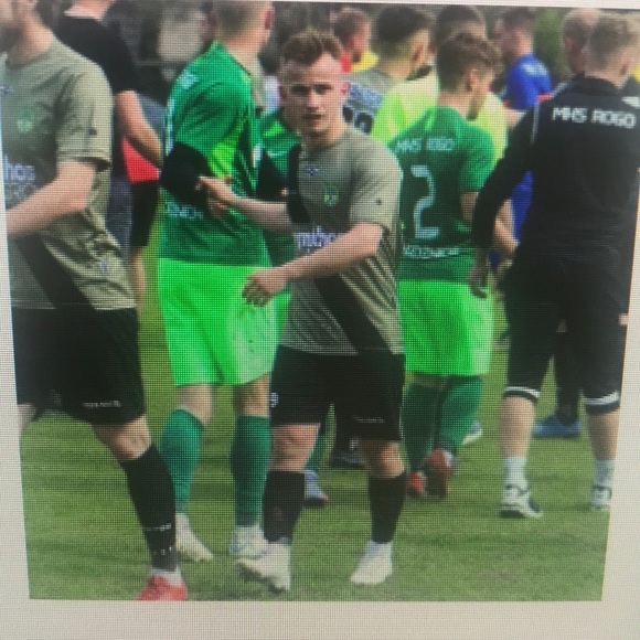 Meet your Posher, Julie - Picture 1 of 1